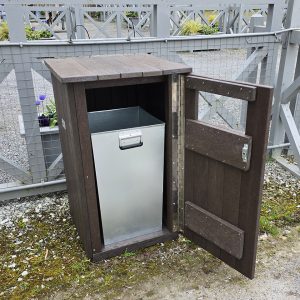 Litter Bin A002