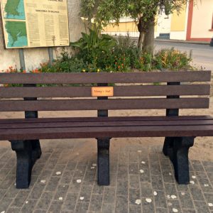 Memorial bench clonmore