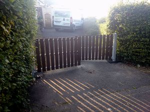 recycled plastic gates photo10