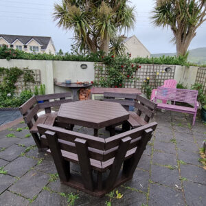 Picnic table Hex with backrest 02