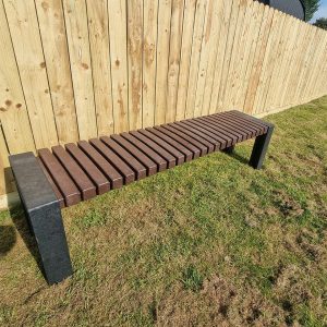 garden bench 010