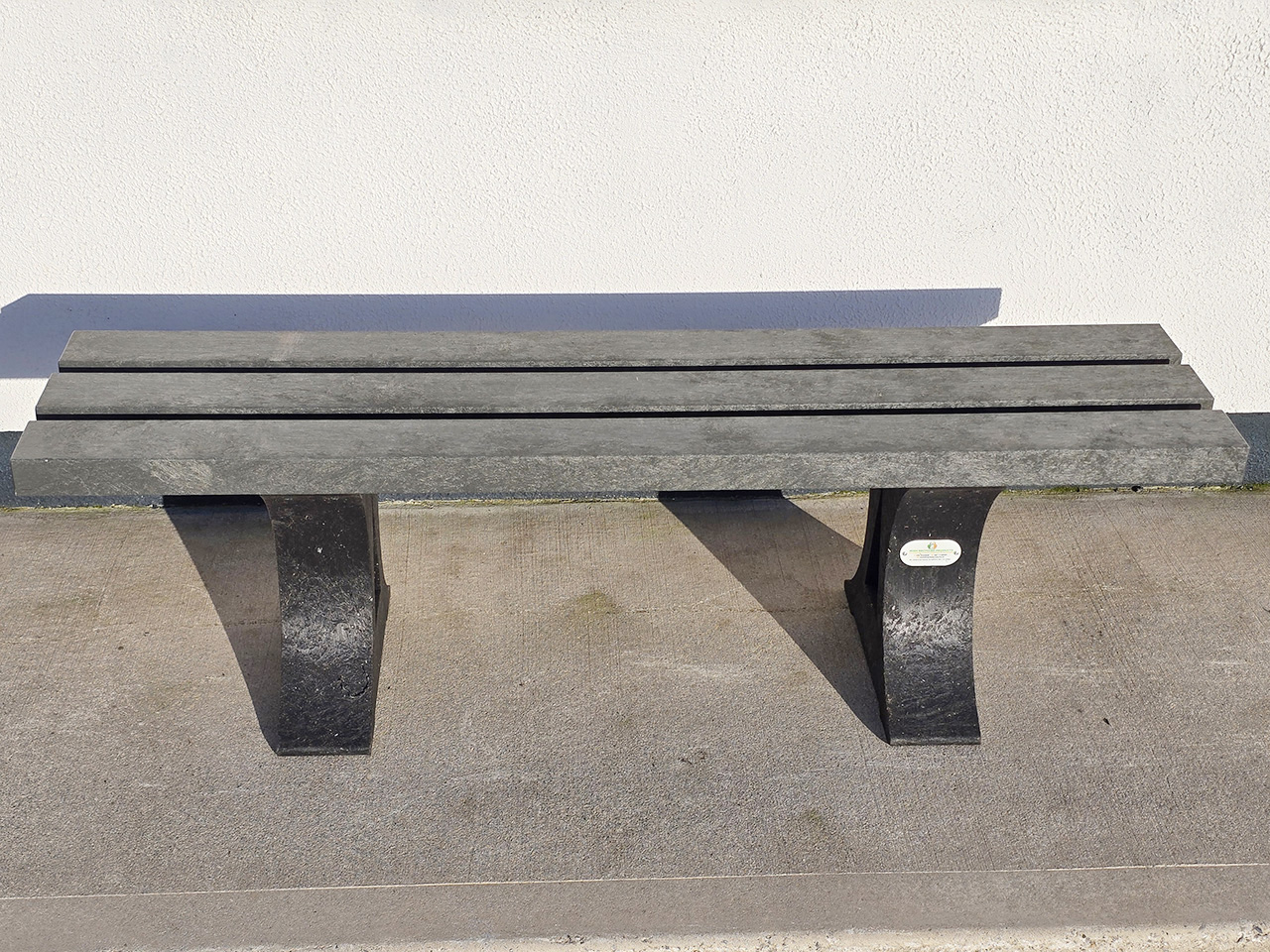 Bench chestnut black grey 003