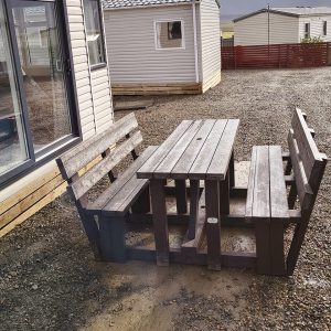 picnic table walk in 001
