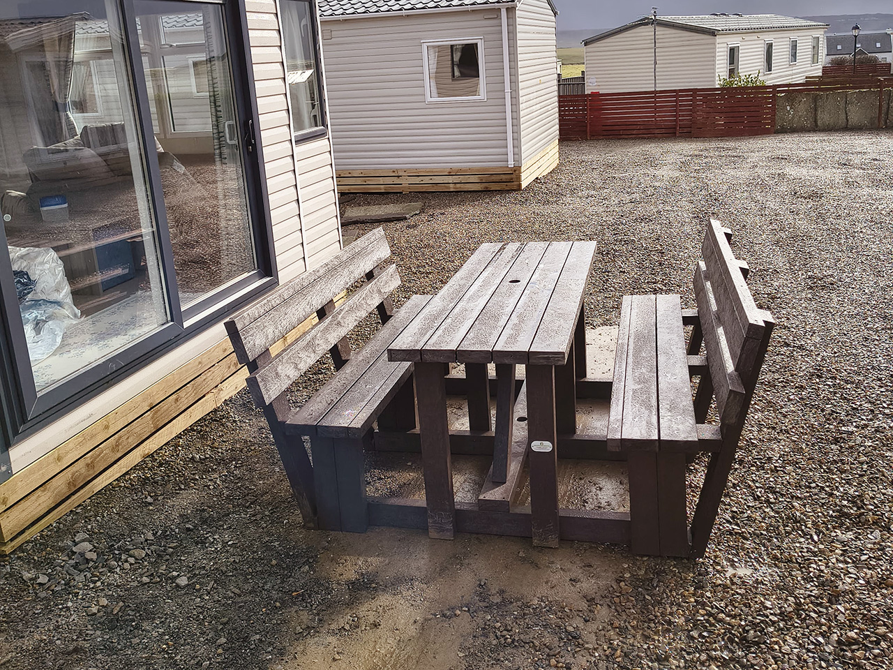 picnic table walk in 001
