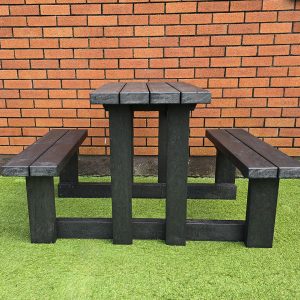 picnic table walk in 005